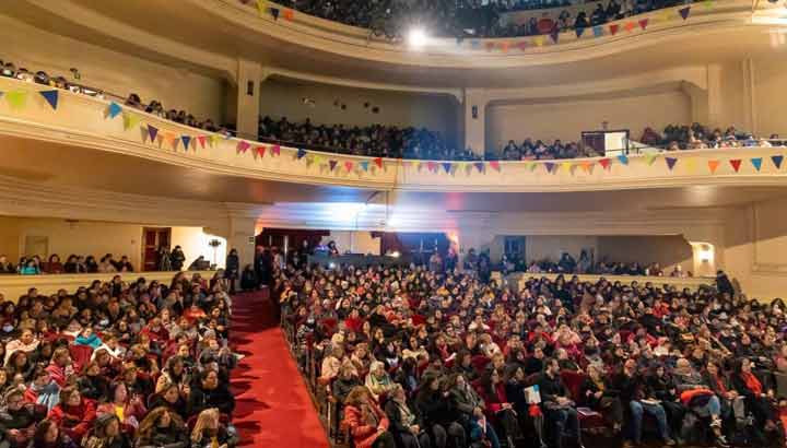 Con multitudinario encuentro se inició la segunda versión del programa «Somos la Joya» en Valparaíso.