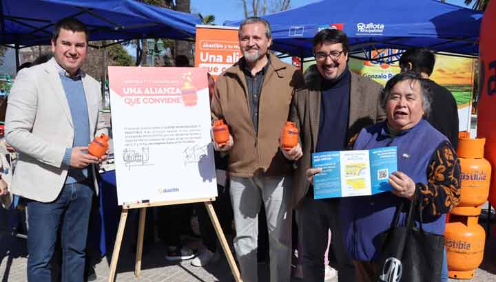 Municipio de Quillota y Abastible firmaron convenio para descuentos en gas licuado.