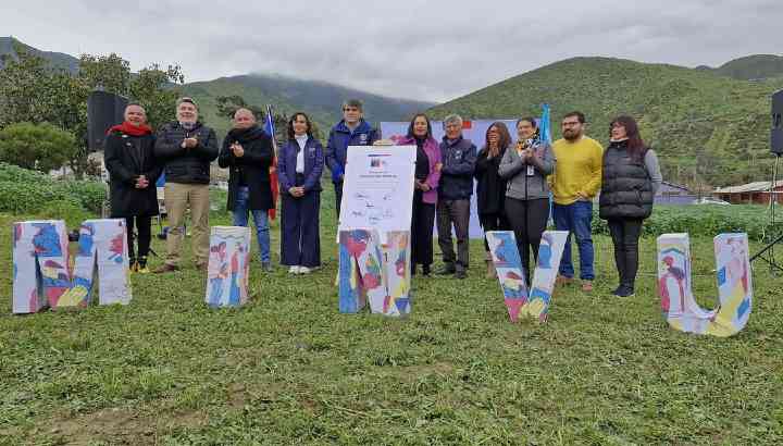 Comités estafados de Cabildo recibieron el terreno para la construcción de sus viviendas.