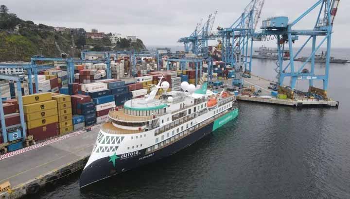 Con la recalada del «Sylvia Earle» se dio inicio a la temporada de cruceros en el Puerto de Valparaíso