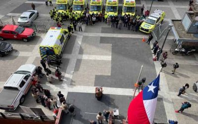 Gobierno Regional de Valparaíso entregó ambulancias al SSVSA