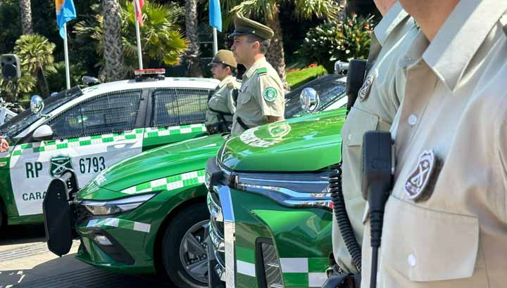 Carabineros recibió once nuevos vehículos para enfrentar contingencias de fin de año y el verano